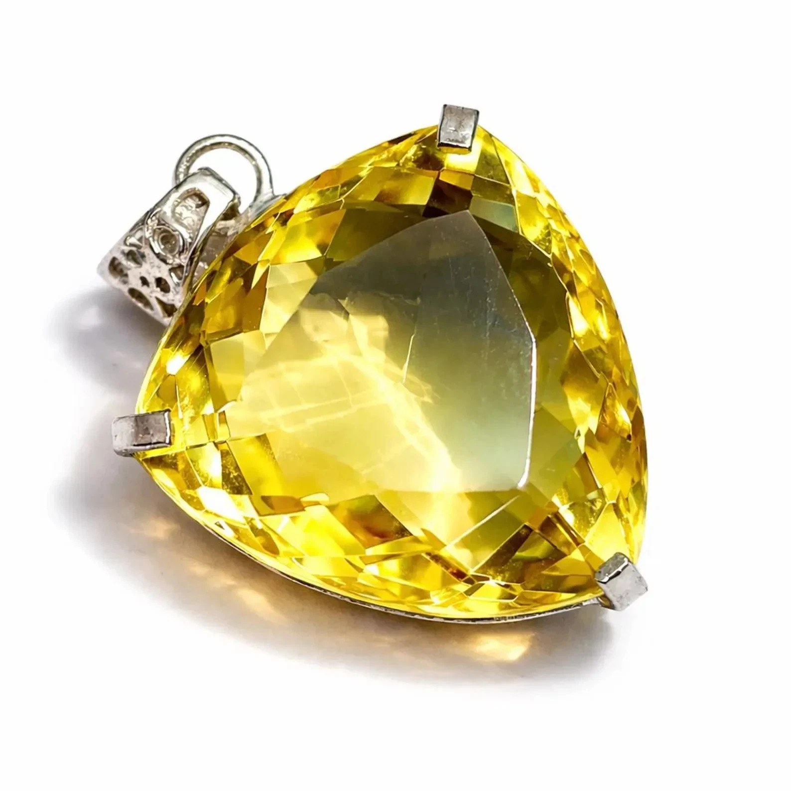 90.50 Ct+ Certified Natural Topaz 925 Solid Silver Trillion Pendant Gemstone AG