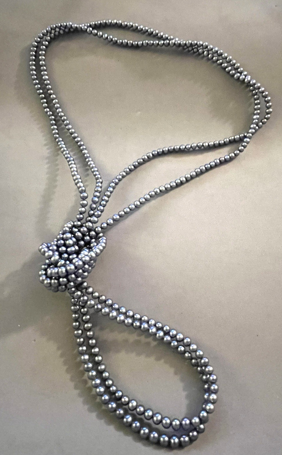 Macy’s 6 mm Silver Peacock Luster Fresh Water Pearl Endless 100” Necklace Mint