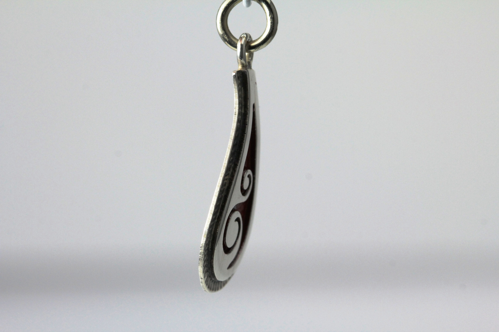 Southwestern Swirl Design Red Enamel Sterling Silver Pendant 2.5 Grams (PEN4429)
