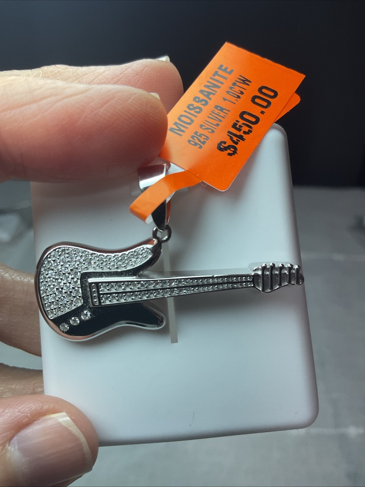 $450 925 Sterling Silver Moissanite Electric Guitar Pendant 1.00CTW MUSIC