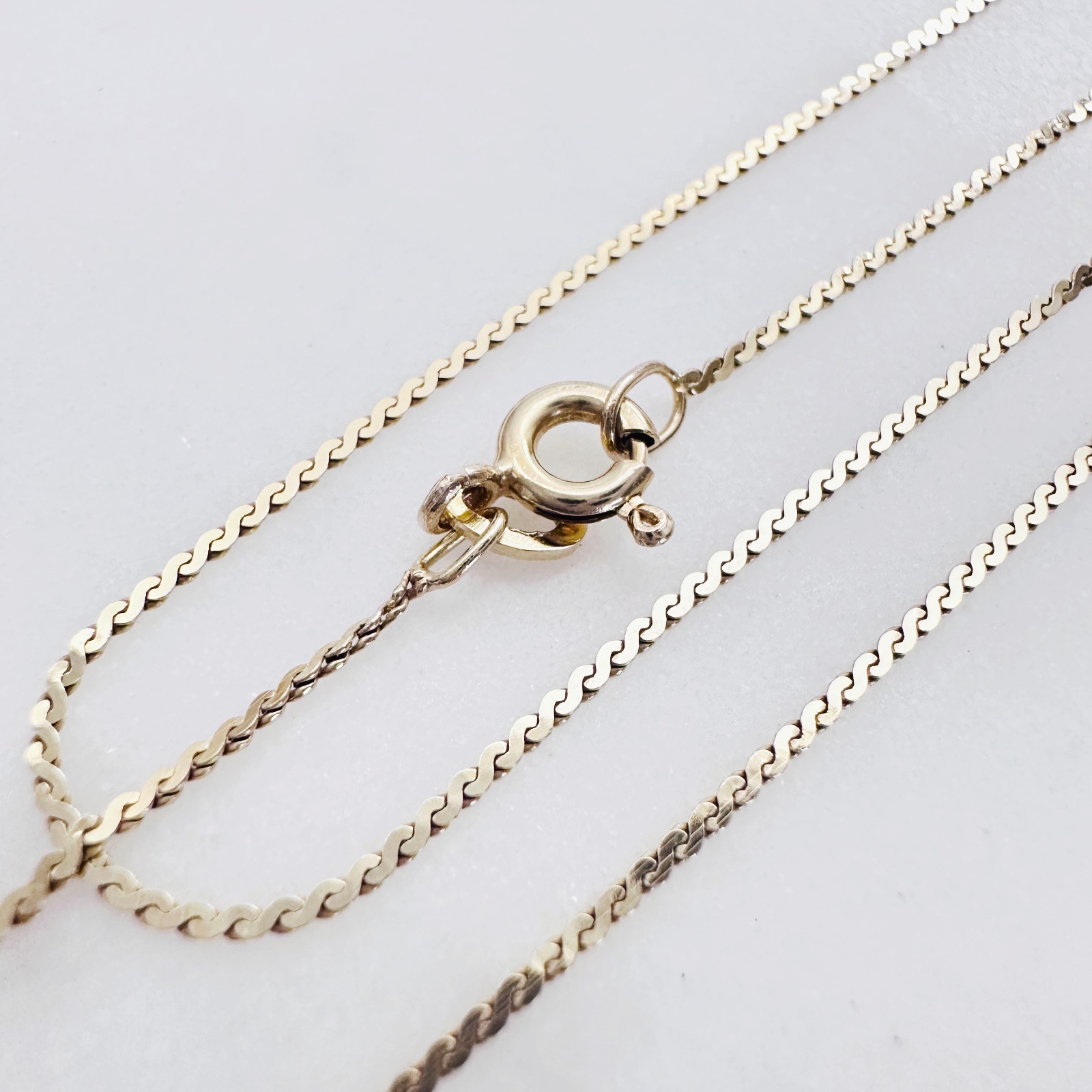 Solid 14K Yellow Gold Italian Serpentine Link Chain Necklace, 1mm, 15 1/4″, 1.5g