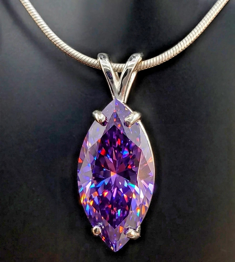 5.00 Ct Certified Purple Diamond Pendant, Tariffs FREE & Matching Studs .