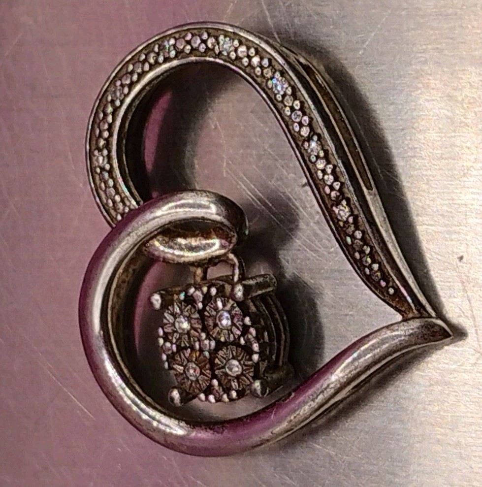 925 Sterling Silver Pave 1/10ctw Diamond Heart Pendant Pre-owned 2.1g