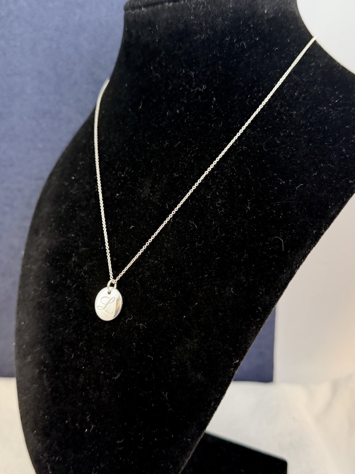 TIFFANY & CO. Sterling Silver Notes Alphabet Initial L Disc Pendant Necklace COA