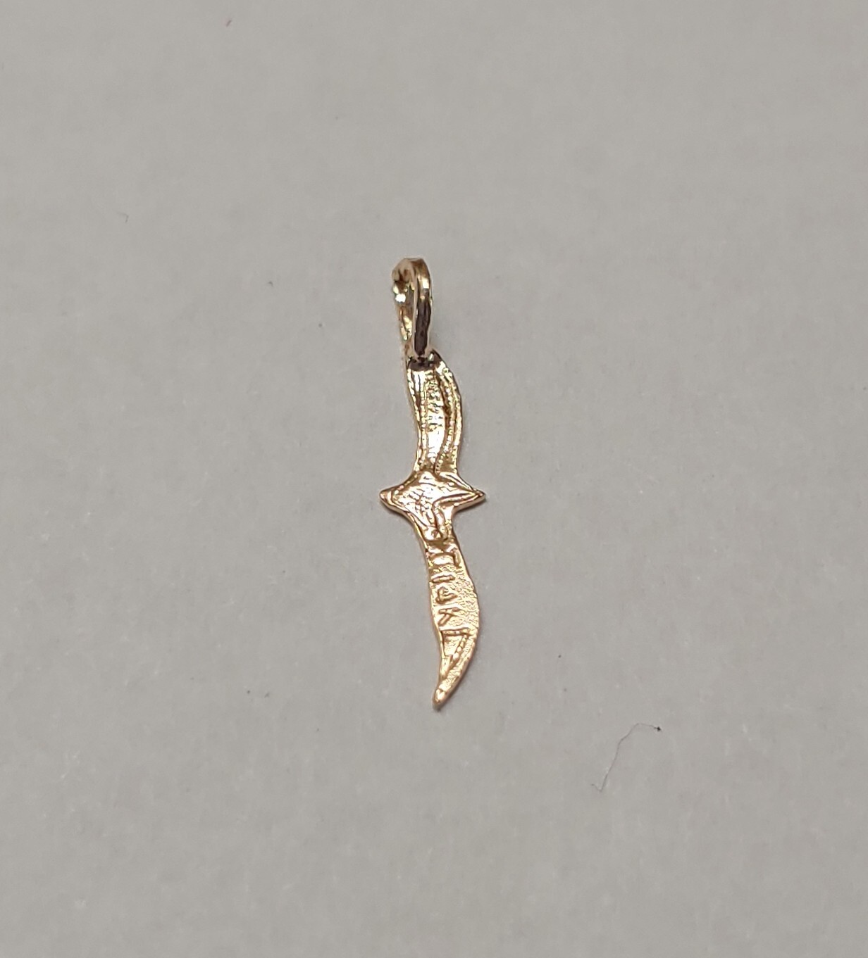 New 14k Yellow Gold Flying Bird Charm Pendant