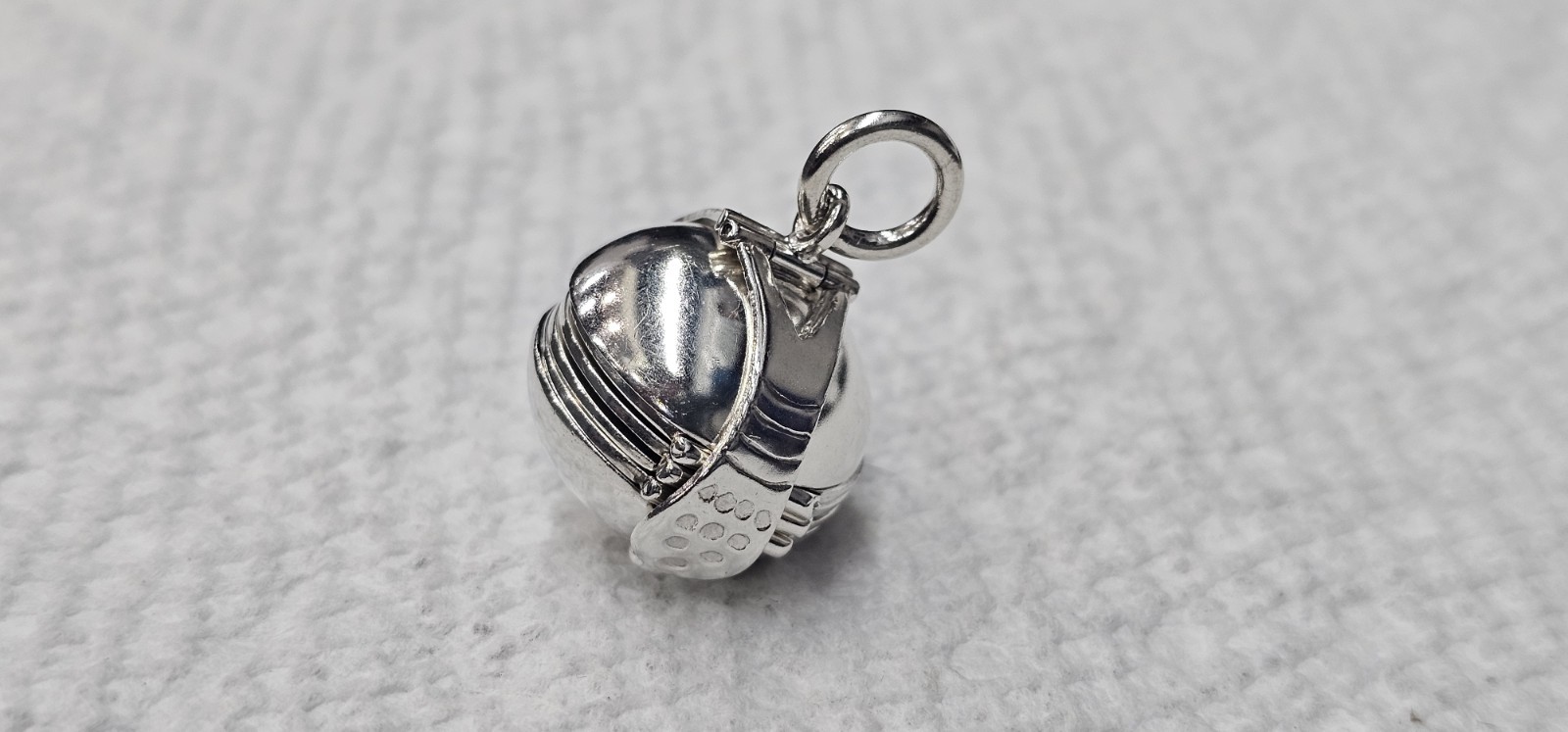 Expanding Photo Locket Folding Photo Ball Pendant 4 Frames Sterling Silver 925