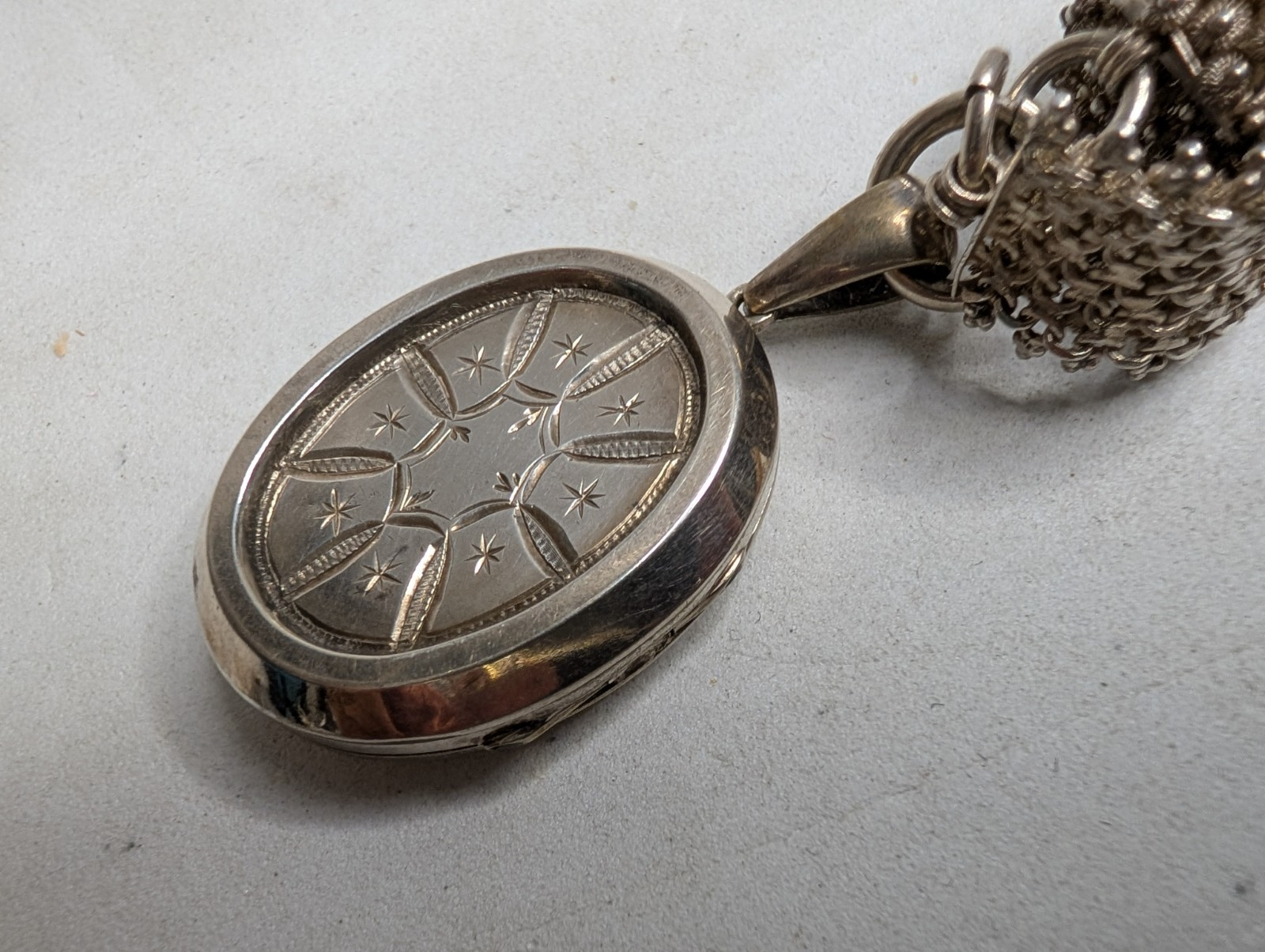 Victorian Era Silver Collar & Picture Locket 62.4 Grams