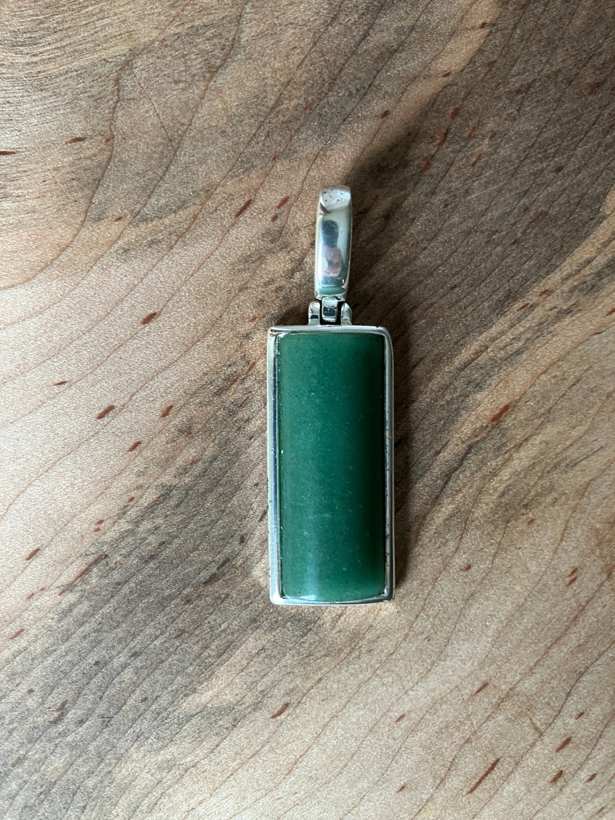 Aventurine Green Gemstone Set in Silver Tone Metal – Pendant Jewelry