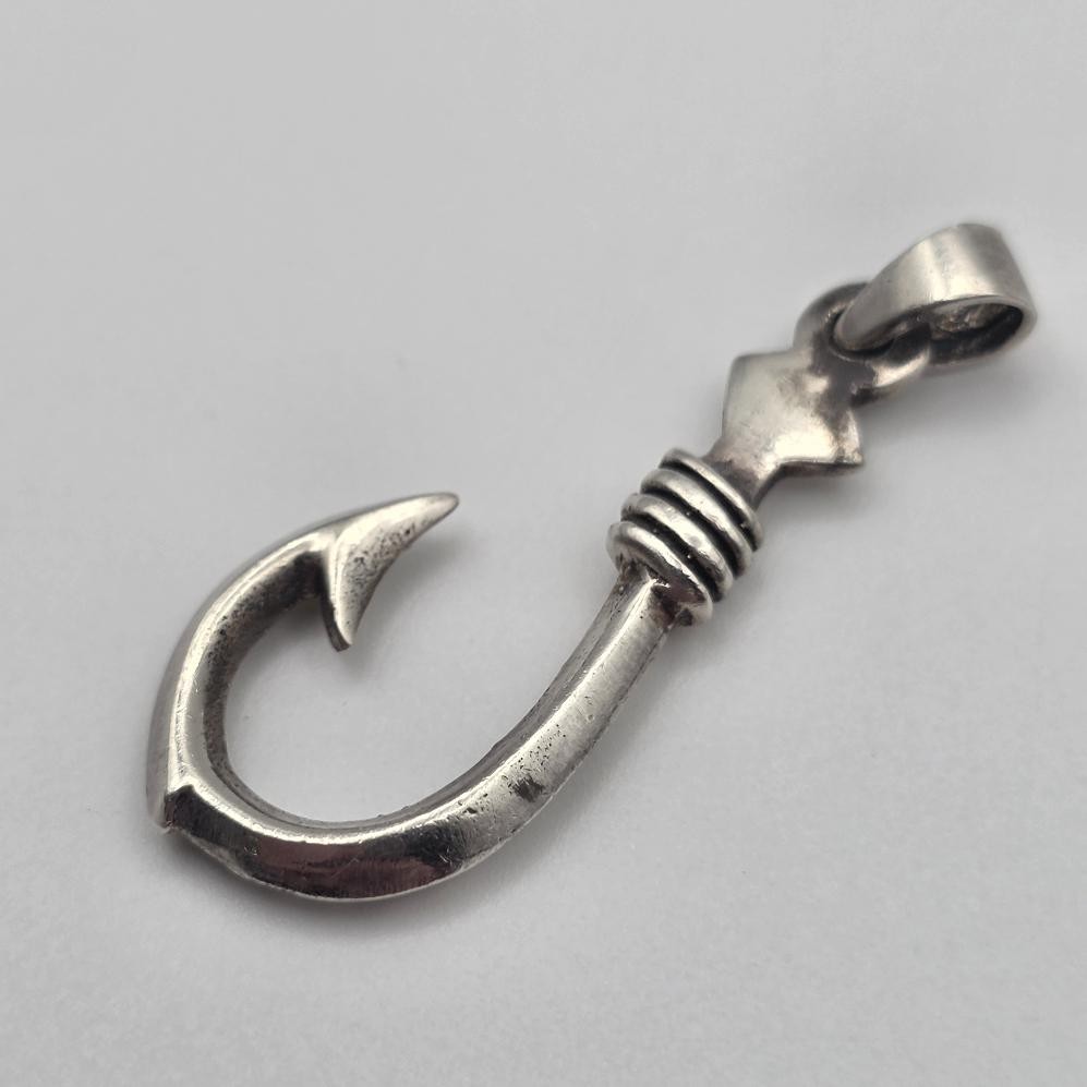 925 Sterling Silver Nautical Fish Hook Line Bait Fishing Fisherman’s Pendant