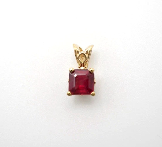 1.10 Ctw Natural Ruby Filigree Solitaire Pendant For Women In 14K Yellow Gold
