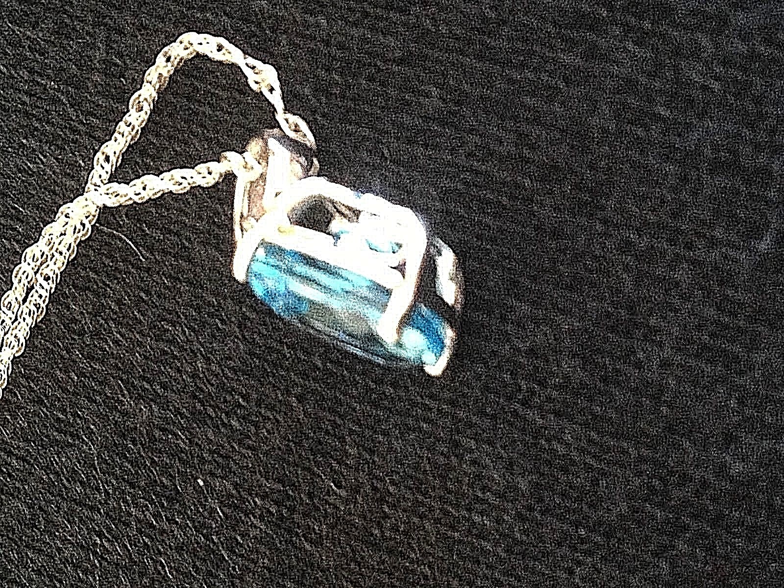 8mm Blue Topaz Necklace in 14K White Gold with 18″ Rope Chain ~ Free Shipping!