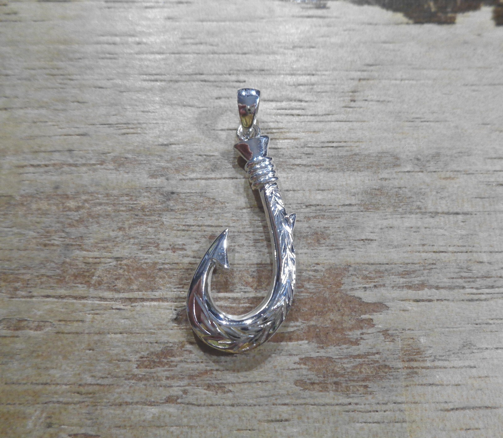 19MM SOLID 925 SILVER 2SIDED ENGRAVED HAWAIIAN SCROLL MAILE FISH HOOK PENDANT #2