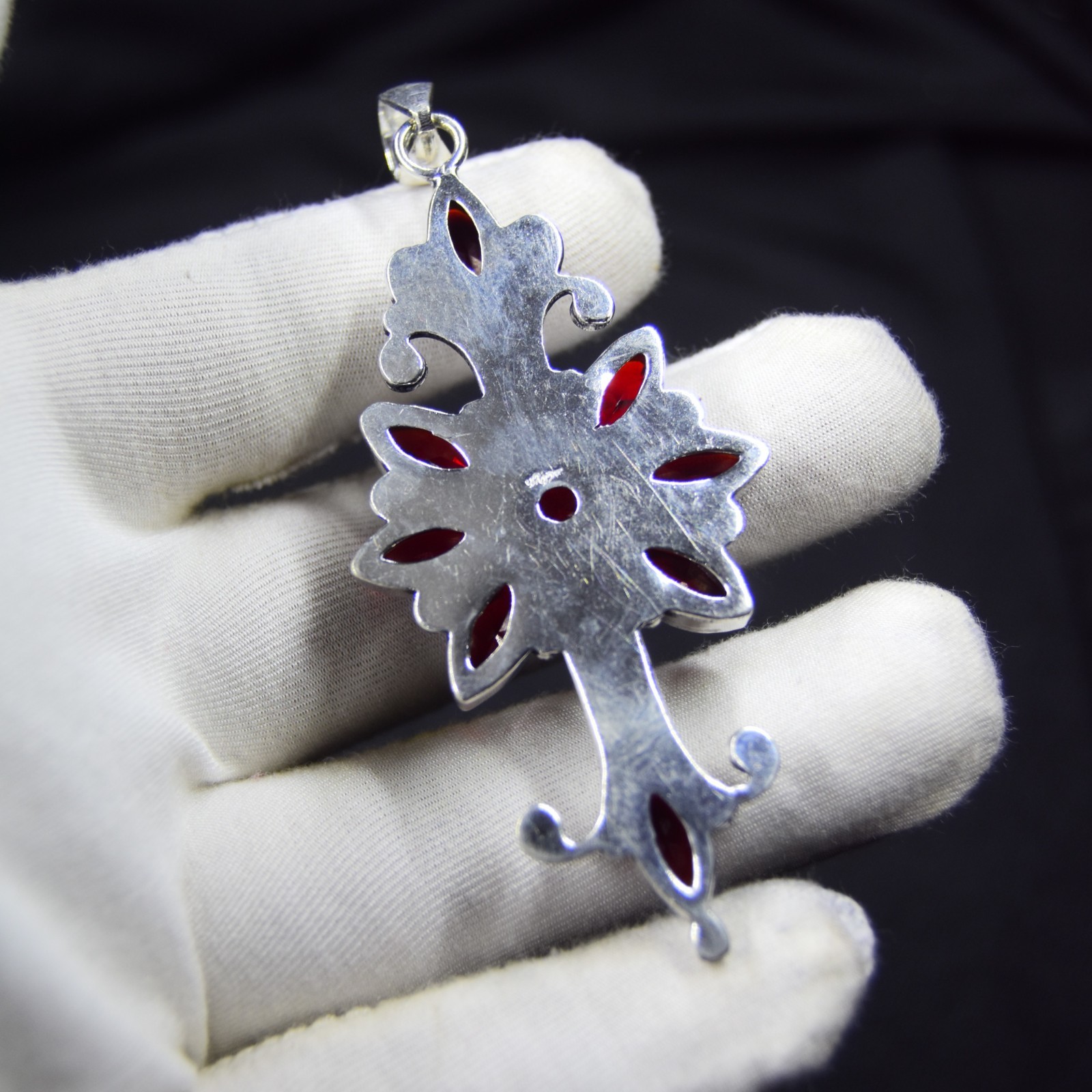 Red Garnet Gemstone Gothic Style Pendant 925 Sterling Silver Jewelry Necklace