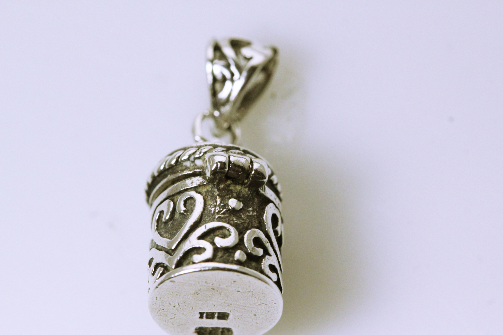 925 Sterling Silver Ornate Box Pendant 4.1 Grams (PEN8005)