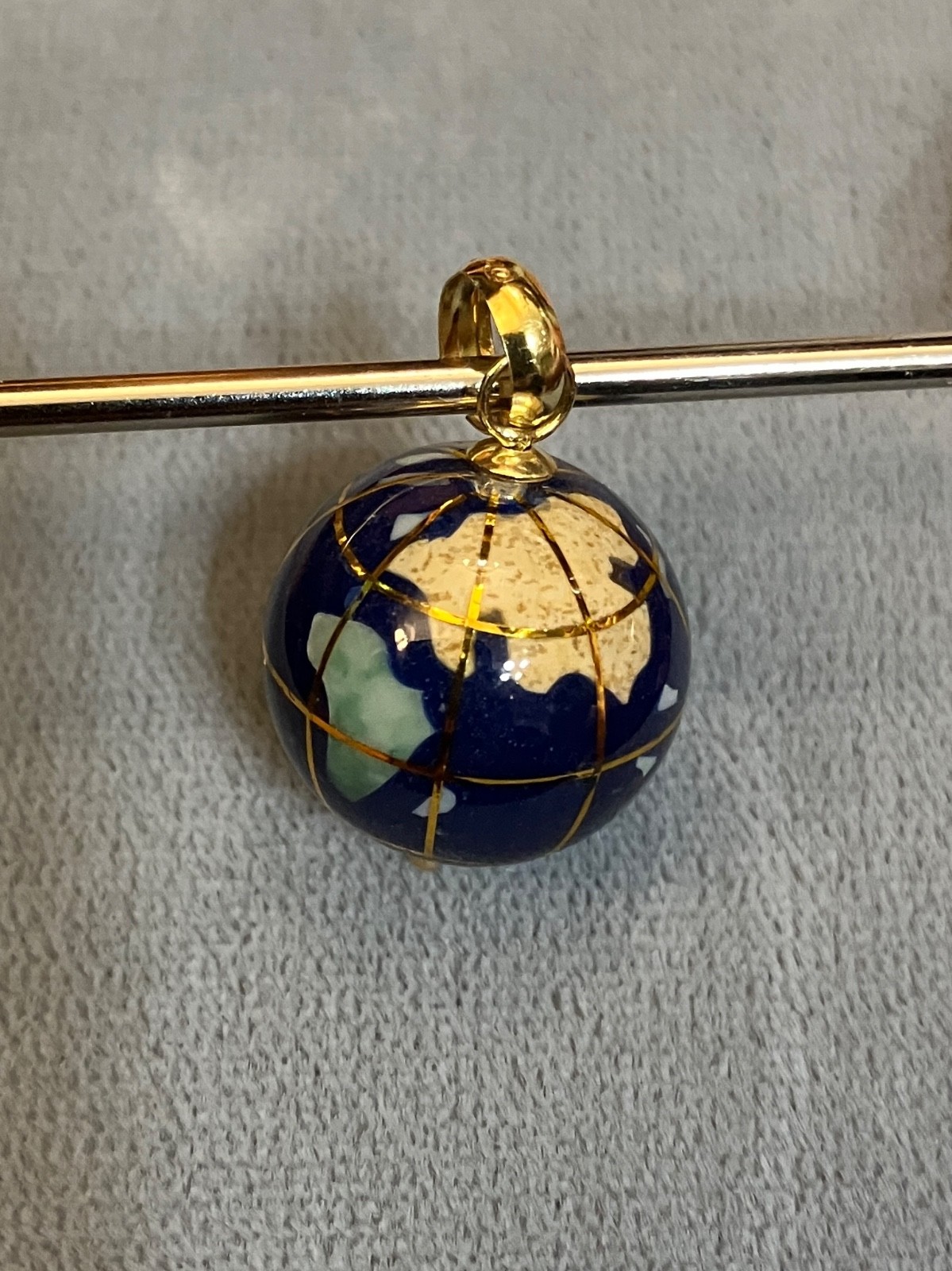 Vintage Michael Anthony 14k Gold Globe & Lapiz Lazuli Inlay Unique World Pendant