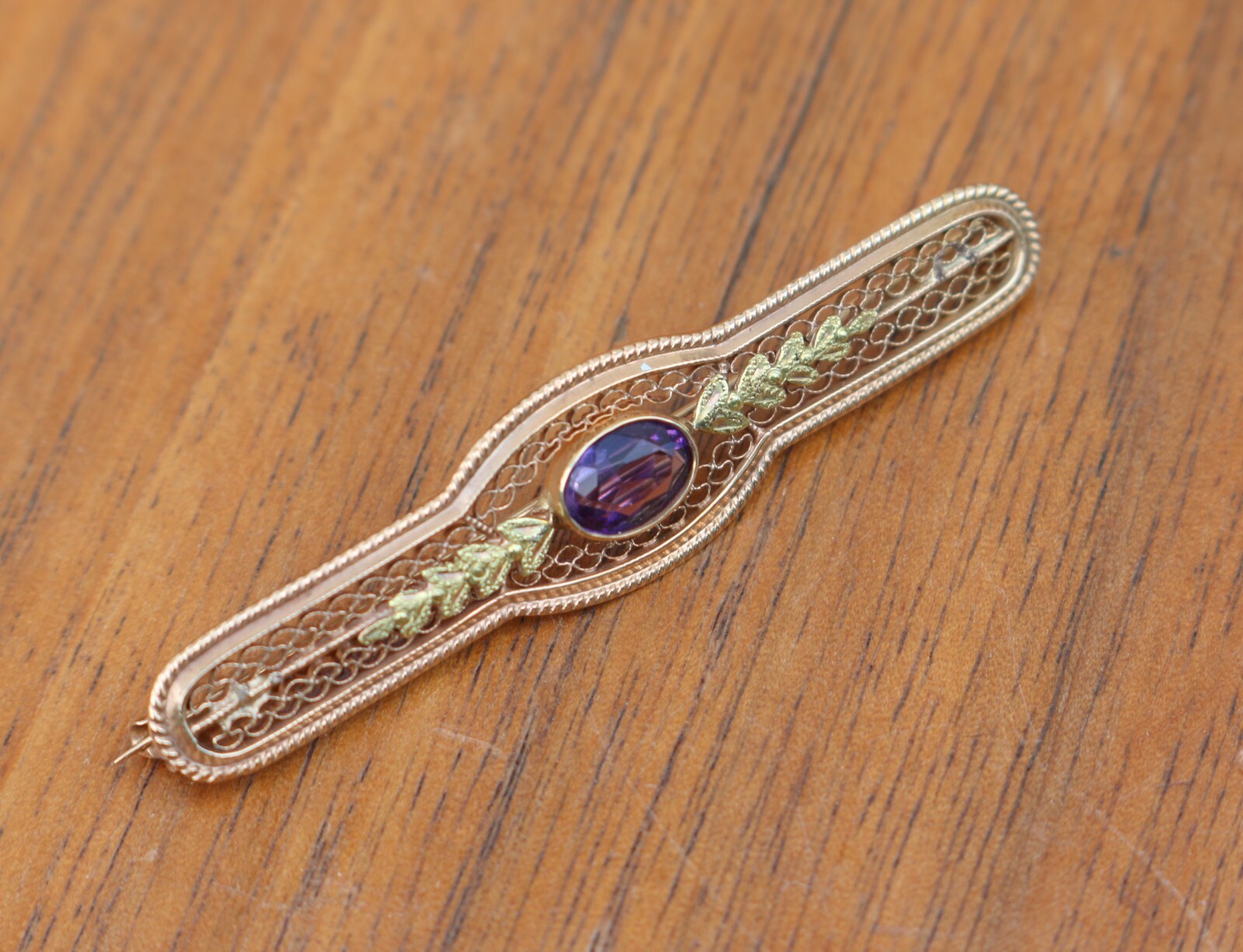 Antique 10K Yellow Gold Two Tone Amethyst Ornate Filigree Pin Brooch 3.4 Grams