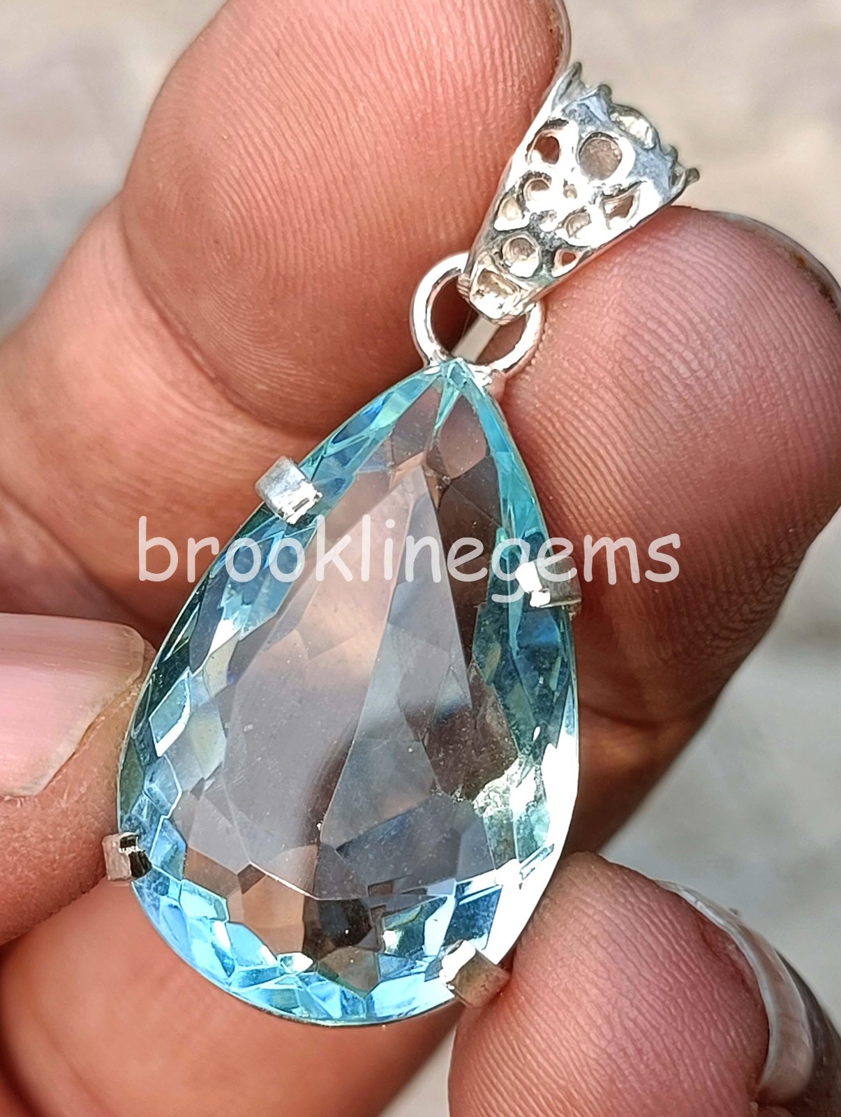 49 Ct Natural Blue Aquamarine Pear Cut Pendant 925 Silver Gemstone 6FGM