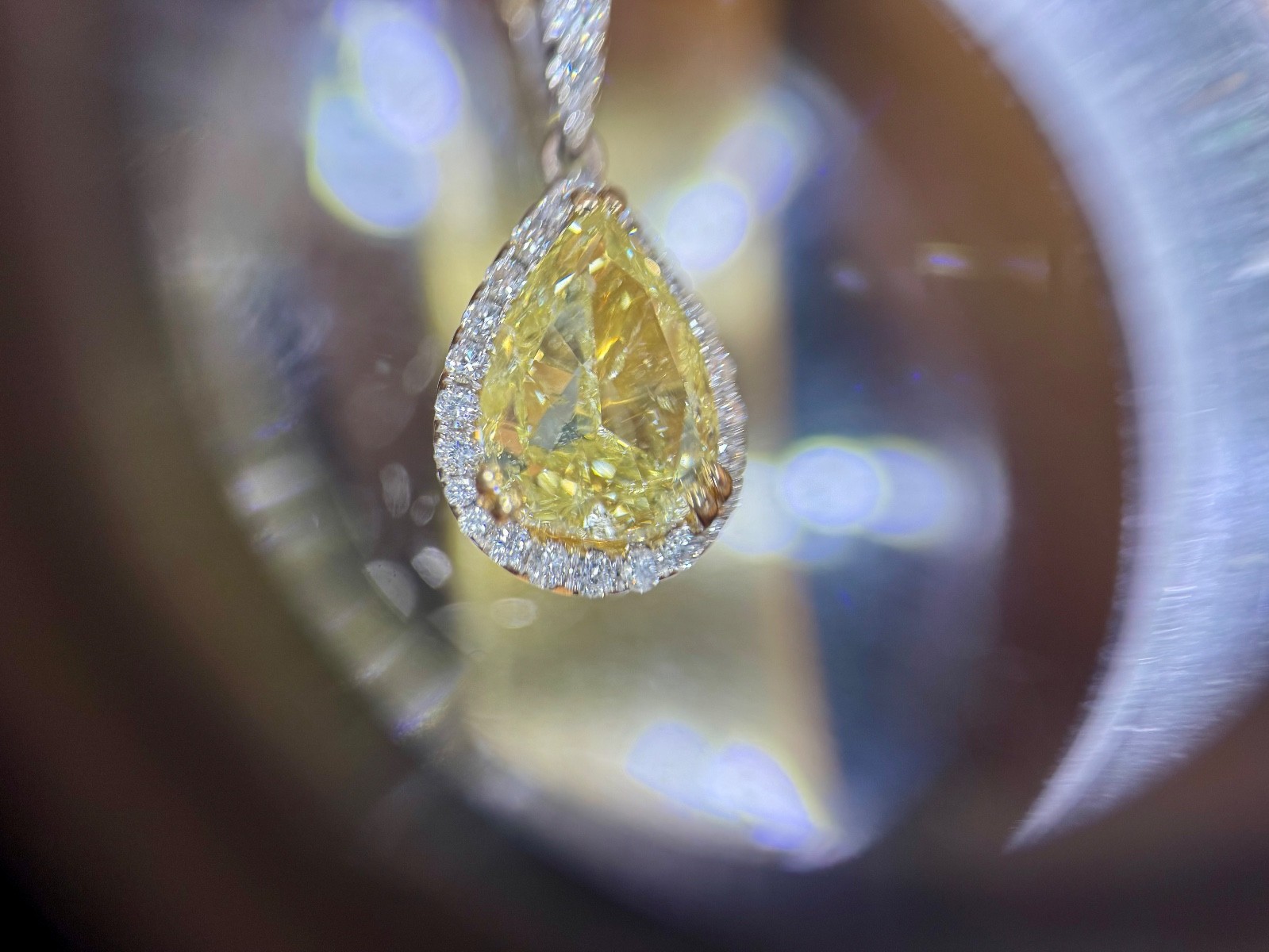 Light Fancy Yellow Natural Diamond Necklace