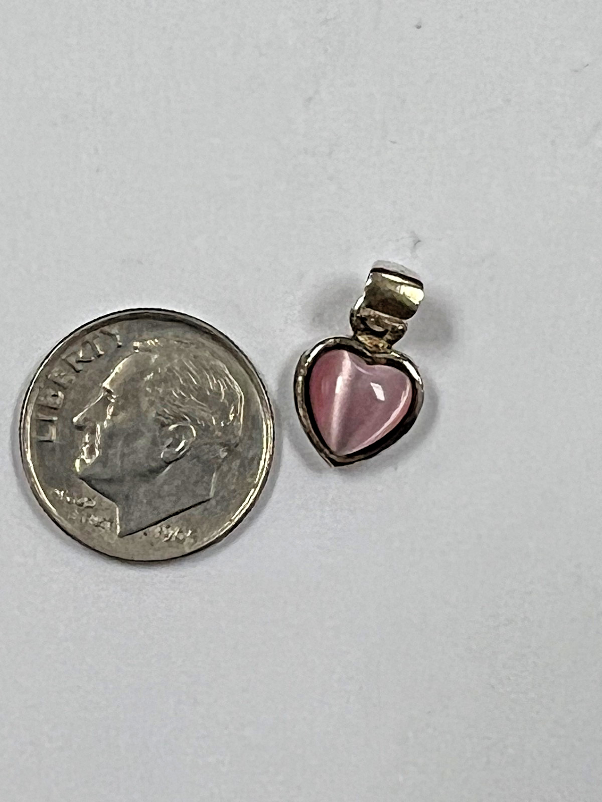 Unknown Designer Sterling Silver Drop Pendant with Pink Stone [085DuW]