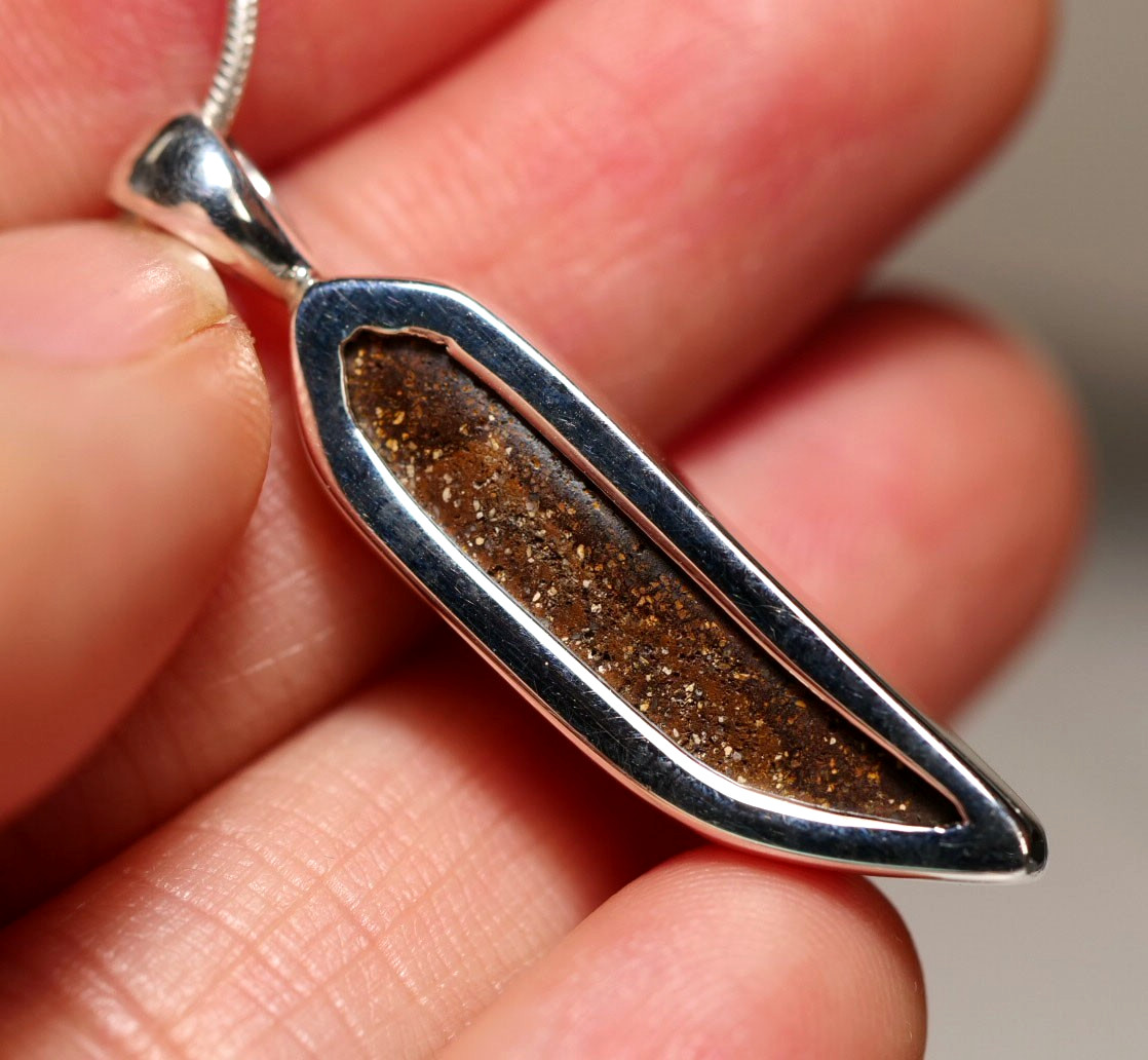 Australia Natural Queensland Solid Boulder Opal Silver 925 Pendant Hallmark