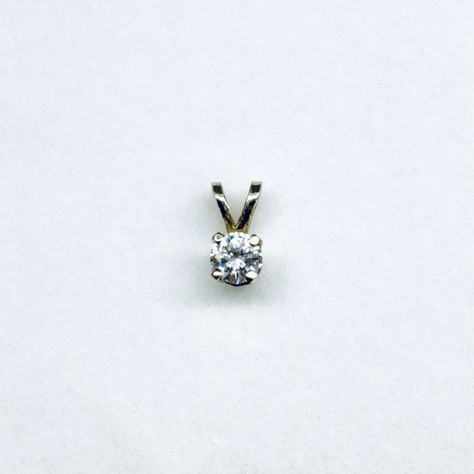 0.20 Ct 14k White Gold Round Cut Natural Diamond Drop Solitaire Pendant Charm