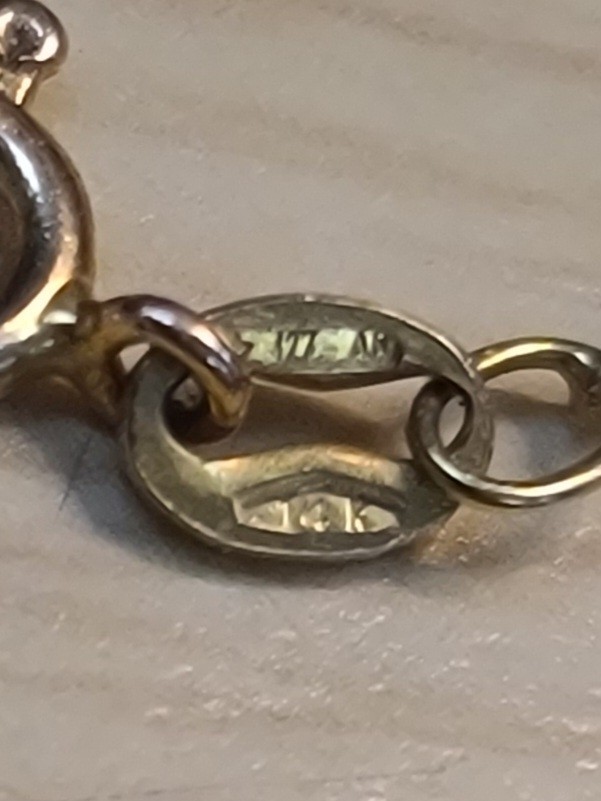 14k Solid Yellow Gold Serpentine Chain Necklace 18″x1.1mm ITALY Signed AR 3grams