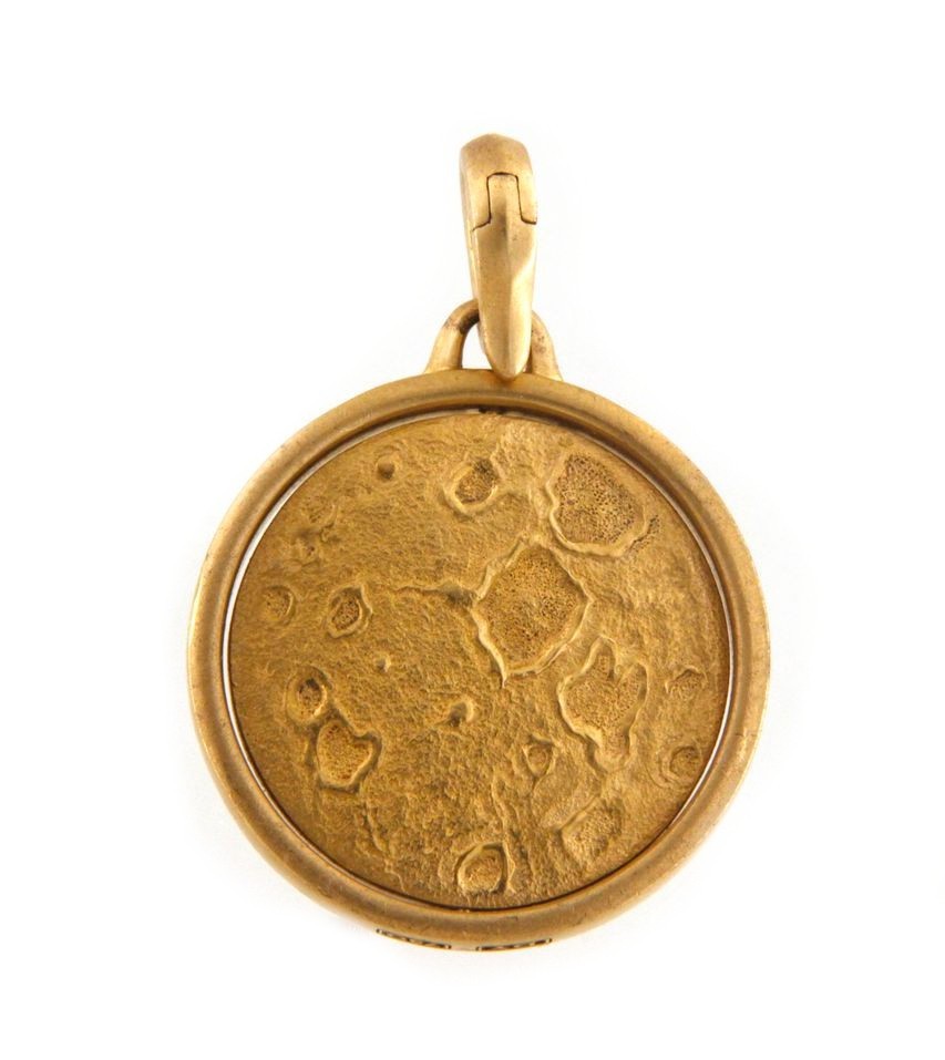 David Yurman Earth and Moon Duality Amulet Unisex Pendant 18kt Yellow Gold 1.25″