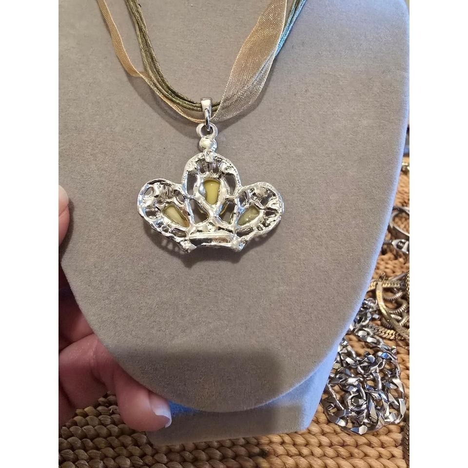 Crown Pendant Necklace Yellow Silver Ribbon Cord Rhinestone Crown