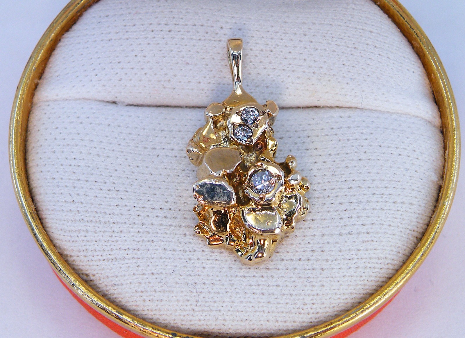 Unisex 10K Yellow Gold .30ct Diamond Nugget PENDANT 1980s Old School Charm