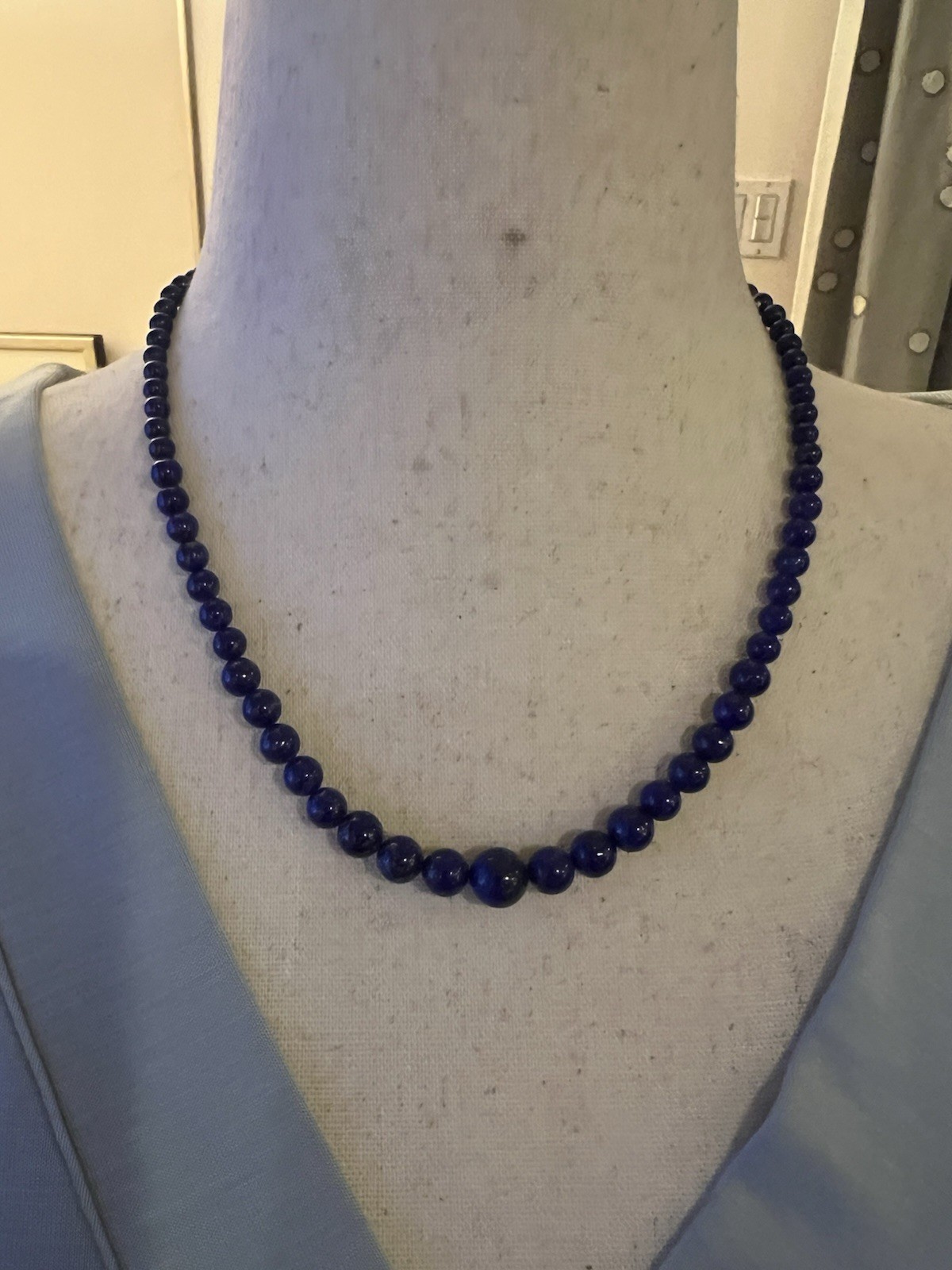Vintage Lapis Lazuli Graduated Beaded Necklace