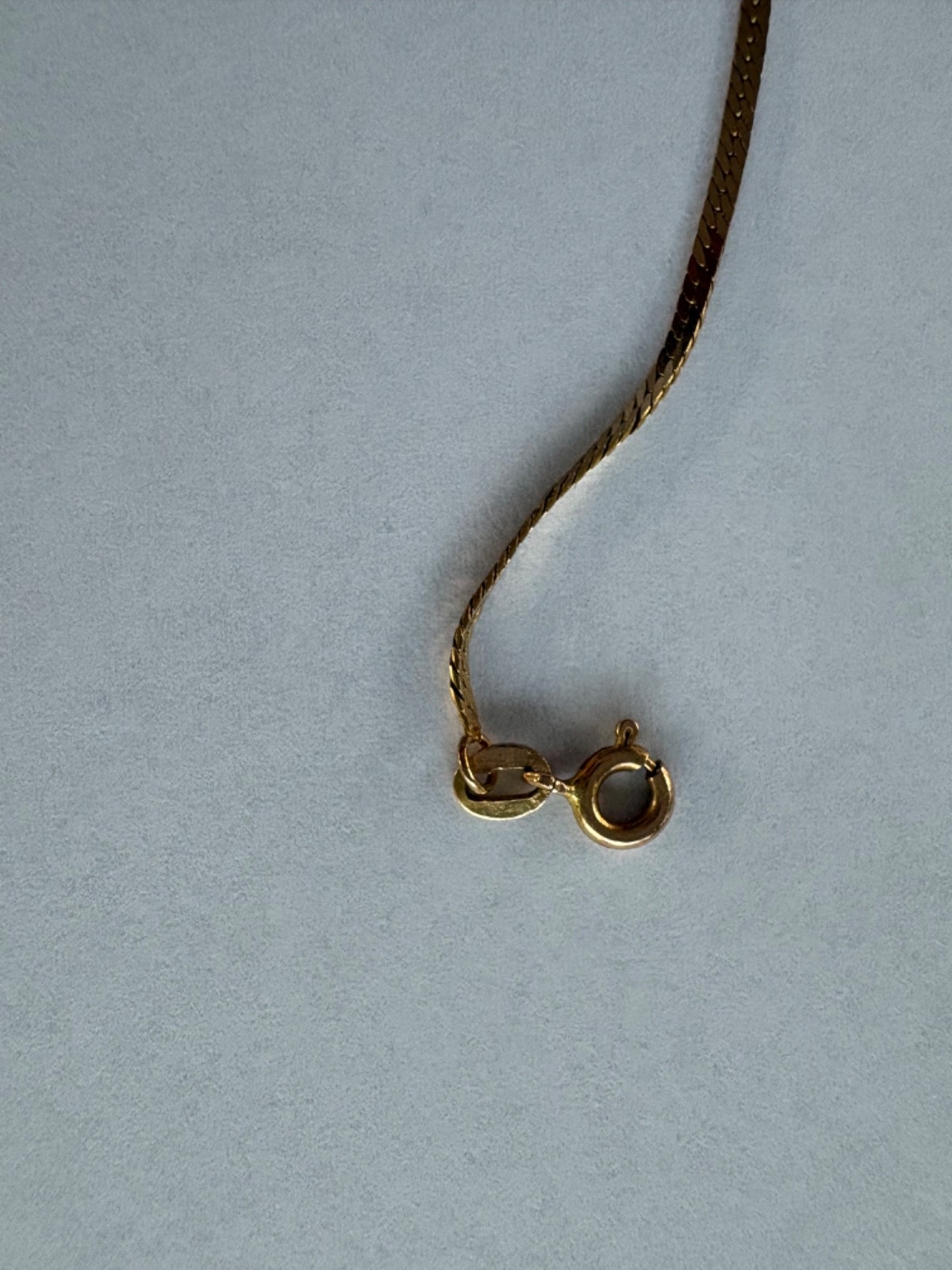 14K GOLD CHAIN NECKLACE, FLAT HERRINGBONE, 16″, PENDANT with SMALL DIAMONDS