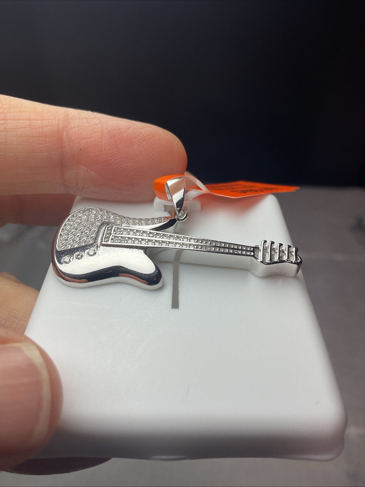 $450 925 Sterling Silver Moissanite Electric Guitar Pendant 1.00CTW MUSIC