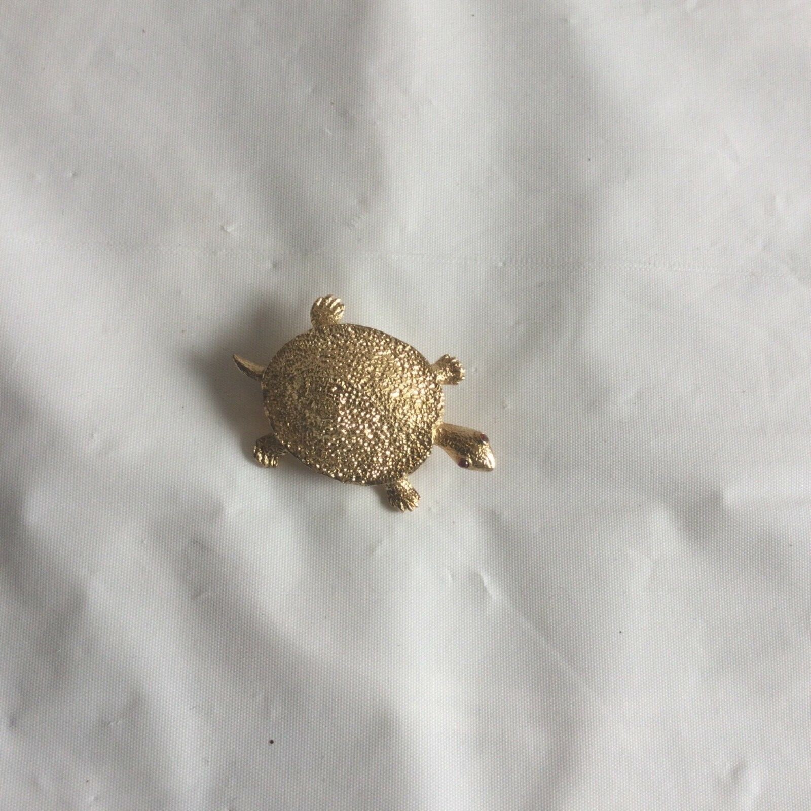 turtle brochure color gold,1.1/2 inches wide preowner,good condition 