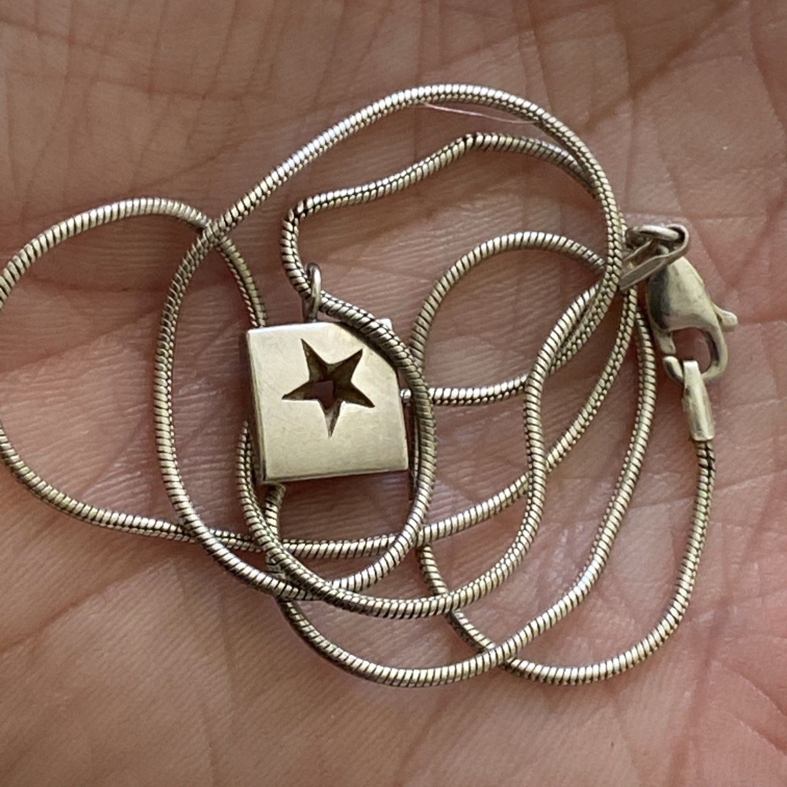 Pretty Solid Sterling Silver Designer Latham & Neve Star Pendant 40cm