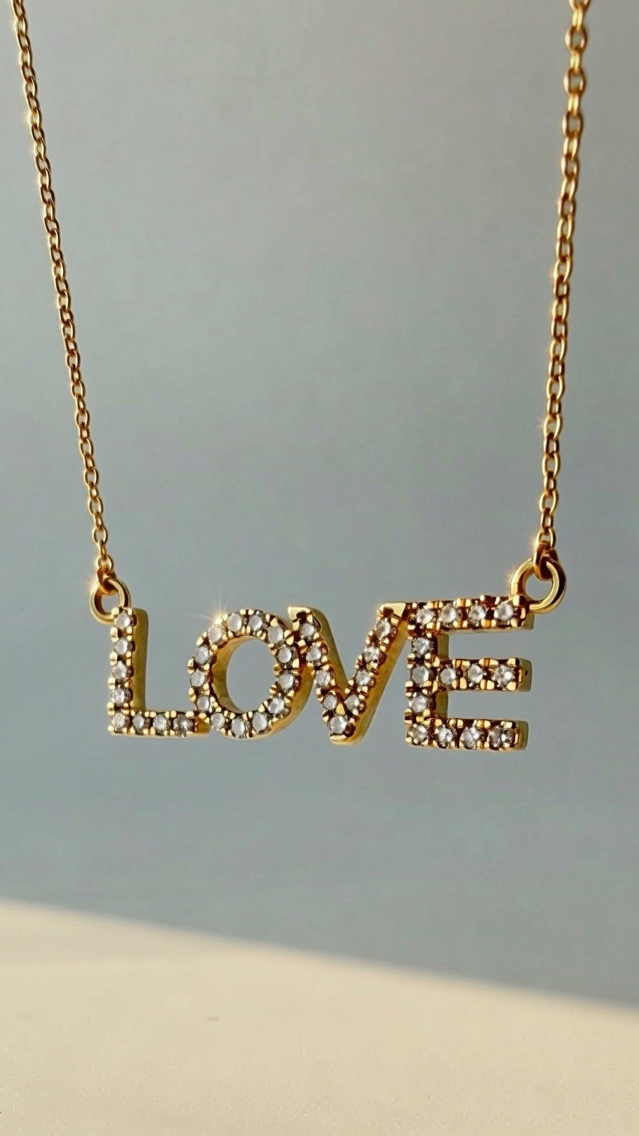 18K Solid Gold LOVE Pendant Diamond Necklace Women F Color SI2 Minimalist