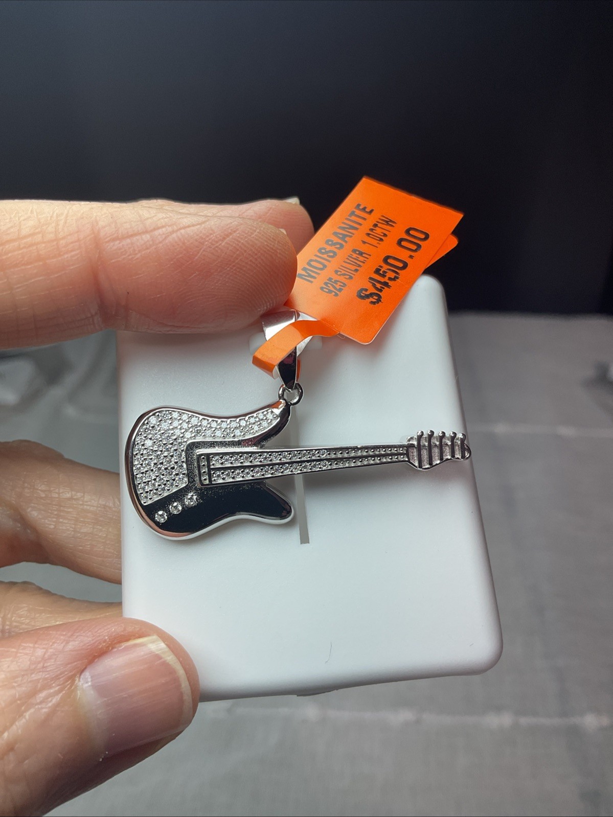 $450 925 Sterling Silver Moissanite Electric Guitar Pendant 1.00CTW MUSIC