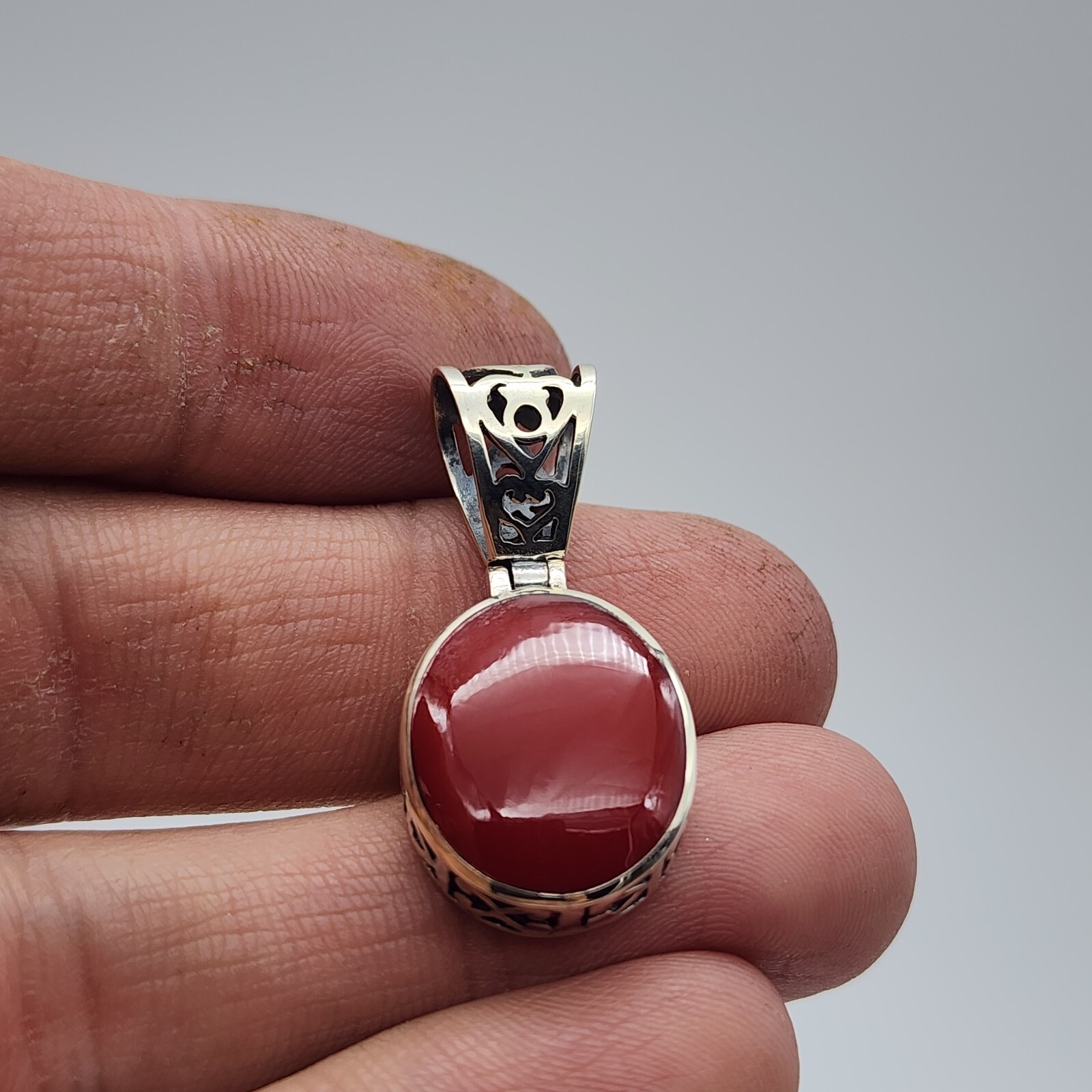 Sterling Silver 925 Red Plastic Resin – Open Work Asian Motif Pendant