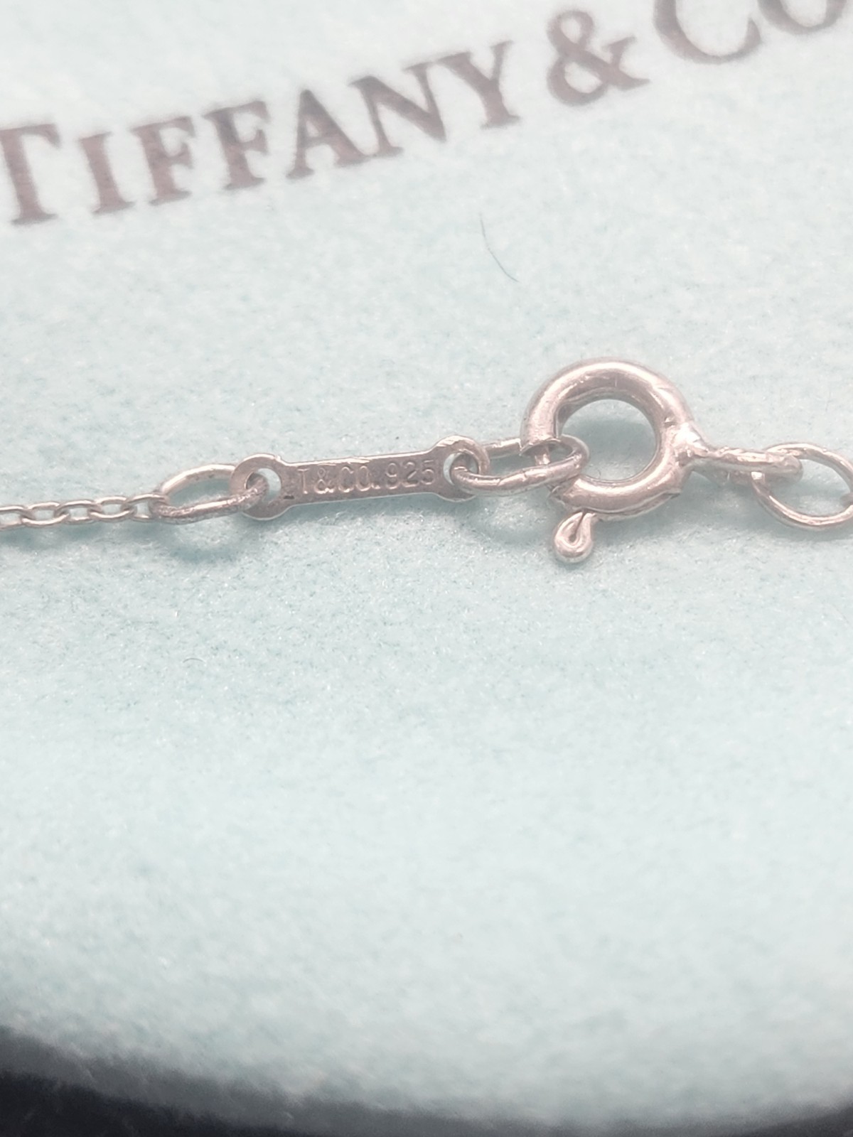 READ DESCRIPTION:Tiffany & Co. Paloma Picasso Loving Heart Ribbon Pendant