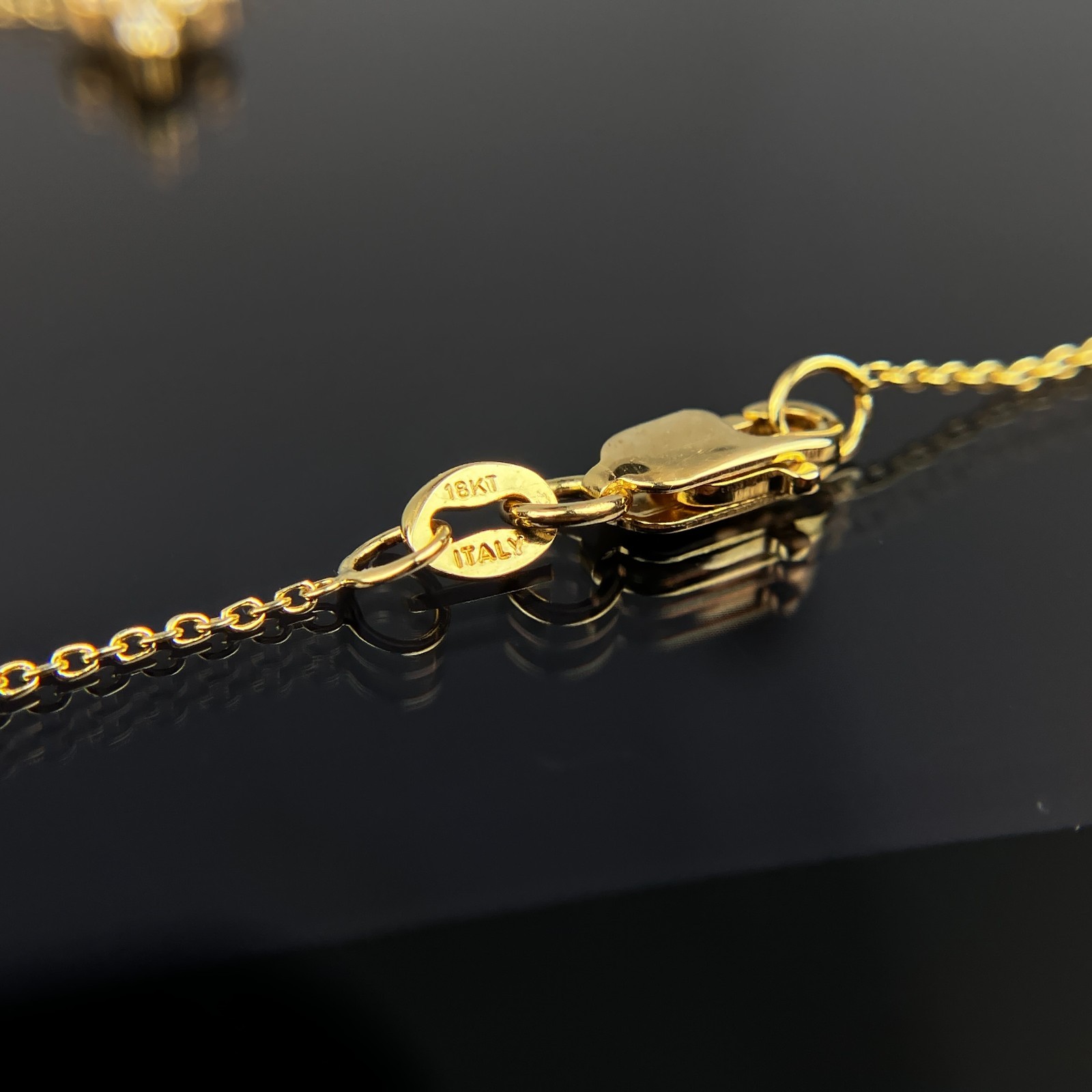 Roberto Coin Tiny Treasures 18k Yellow Gold Diamond Cross Pendant 18″ Necklace