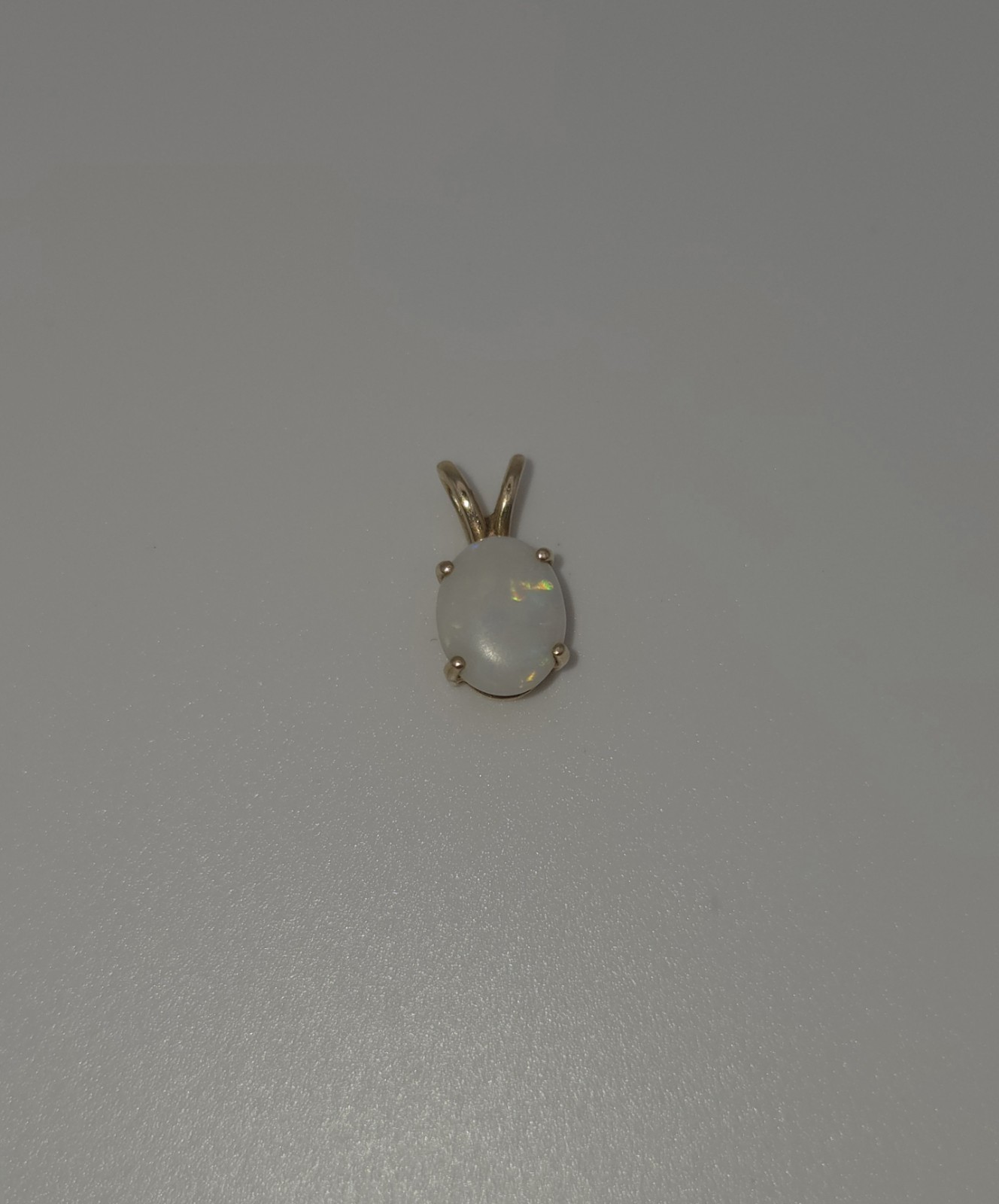 Solid 10k Gold Australian Coober Pedy Opal Pendant