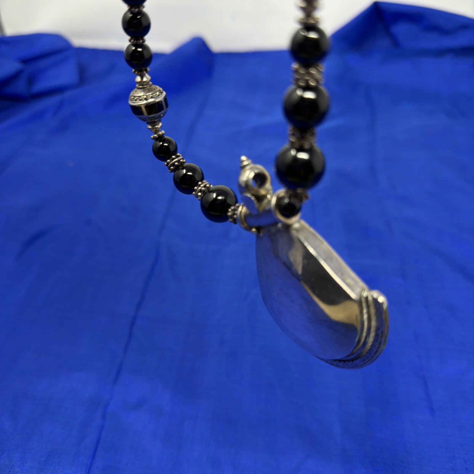 Sterling Silver 925 Black Onyx Beaded Bali Bead Necklace Large Pendant 17” 82.3g