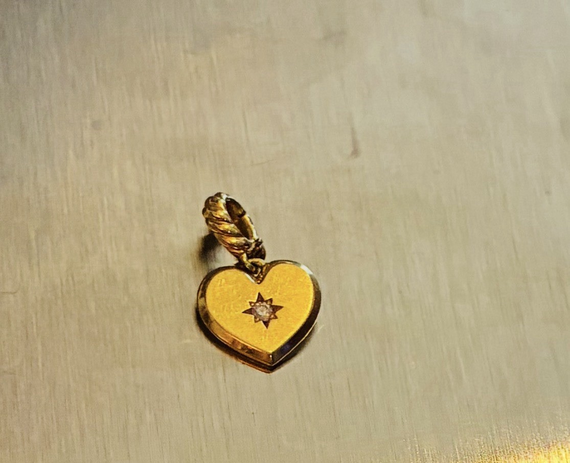 DY DAVID YURMAN COMPASS HEART AMULET1 18k Yellow Gold W/Diamond Retail 1200.00