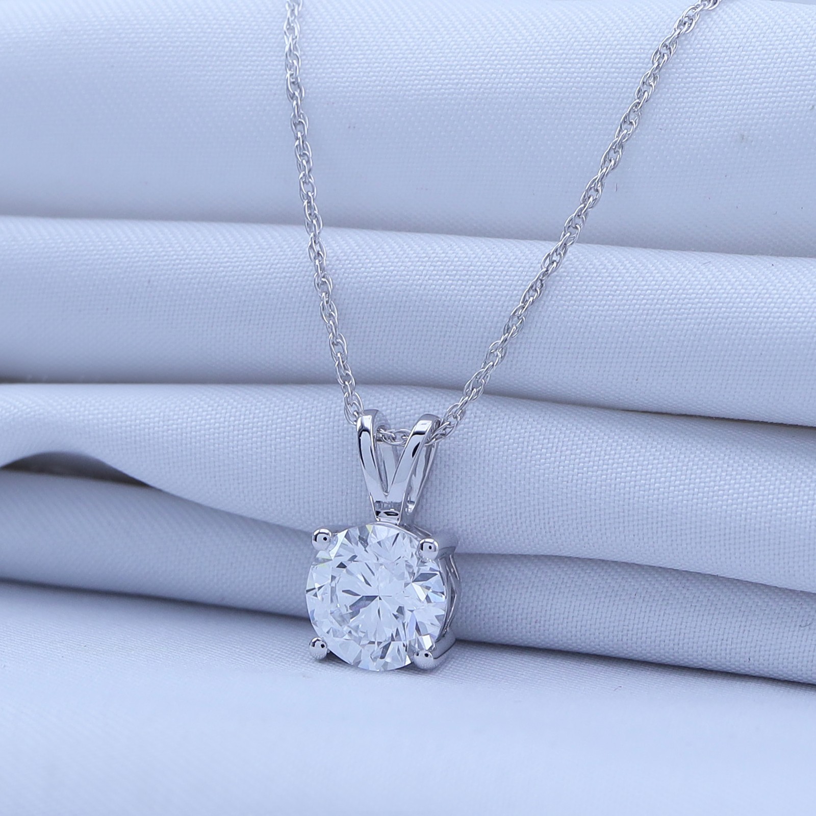 GIA Authenticated Lab Grown Diamond G-H VS-SI 1.50 CT Pendant Necklace 14K Gold