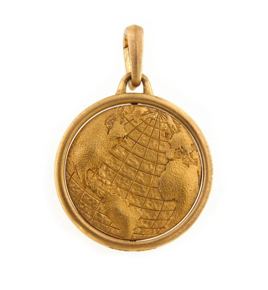 David Yurman Earth and Moon Duality Amulet Unisex Pendant 18kt Yellow Gold 1.25″