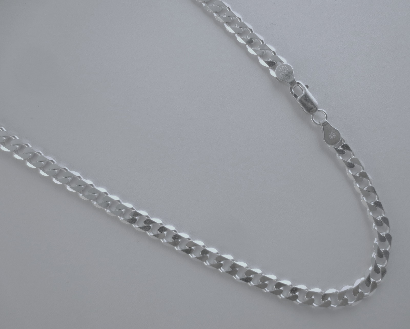Curb Link Chain. 5.5mm Italian .925 Sterling Silver 16,18,20,22,24,26,28,30 inch