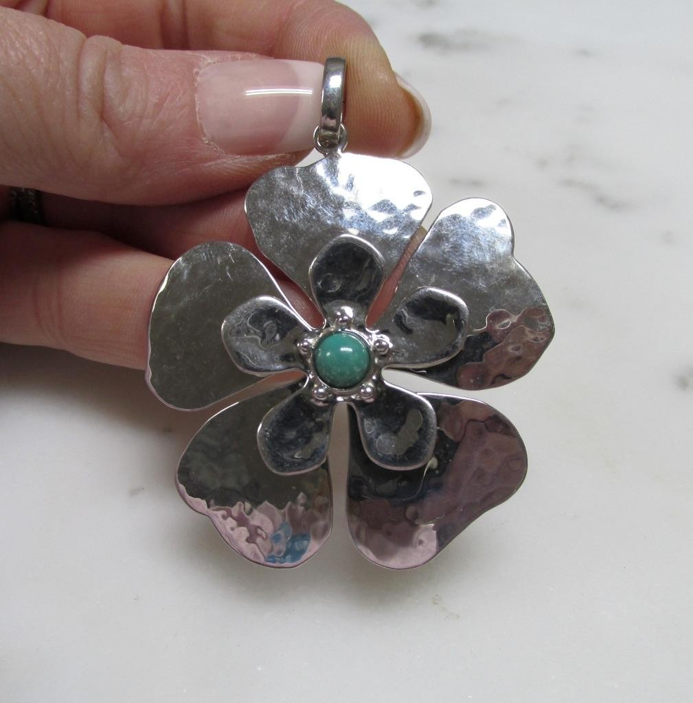 Ail Aluma Hammered Sterling Silver Flower Pendant w/ Unknown Stone 13g ~ 11-A626