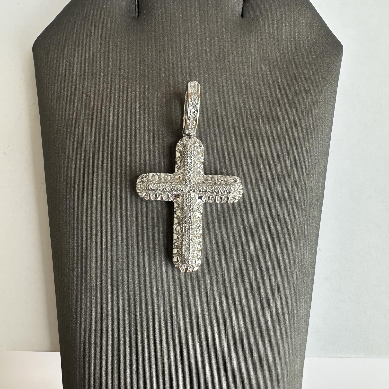 10kt White Gold Diamond Cross Pendant – 0.24ctw GH SI2-I1 Diamonds, New