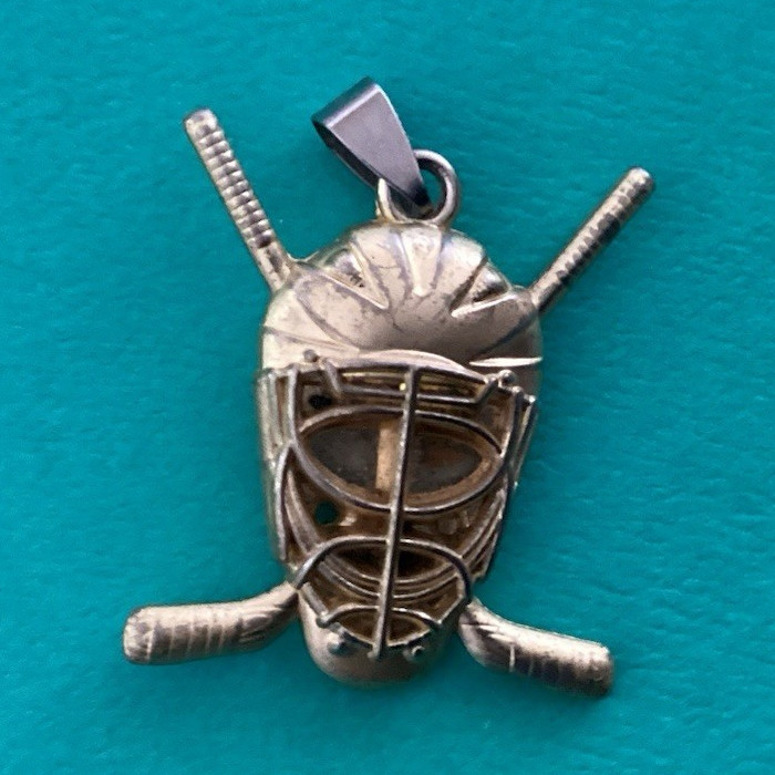 Gold Hockey Mask & Sticks Sports Pendant Charm Metal No Stone Silver Tone