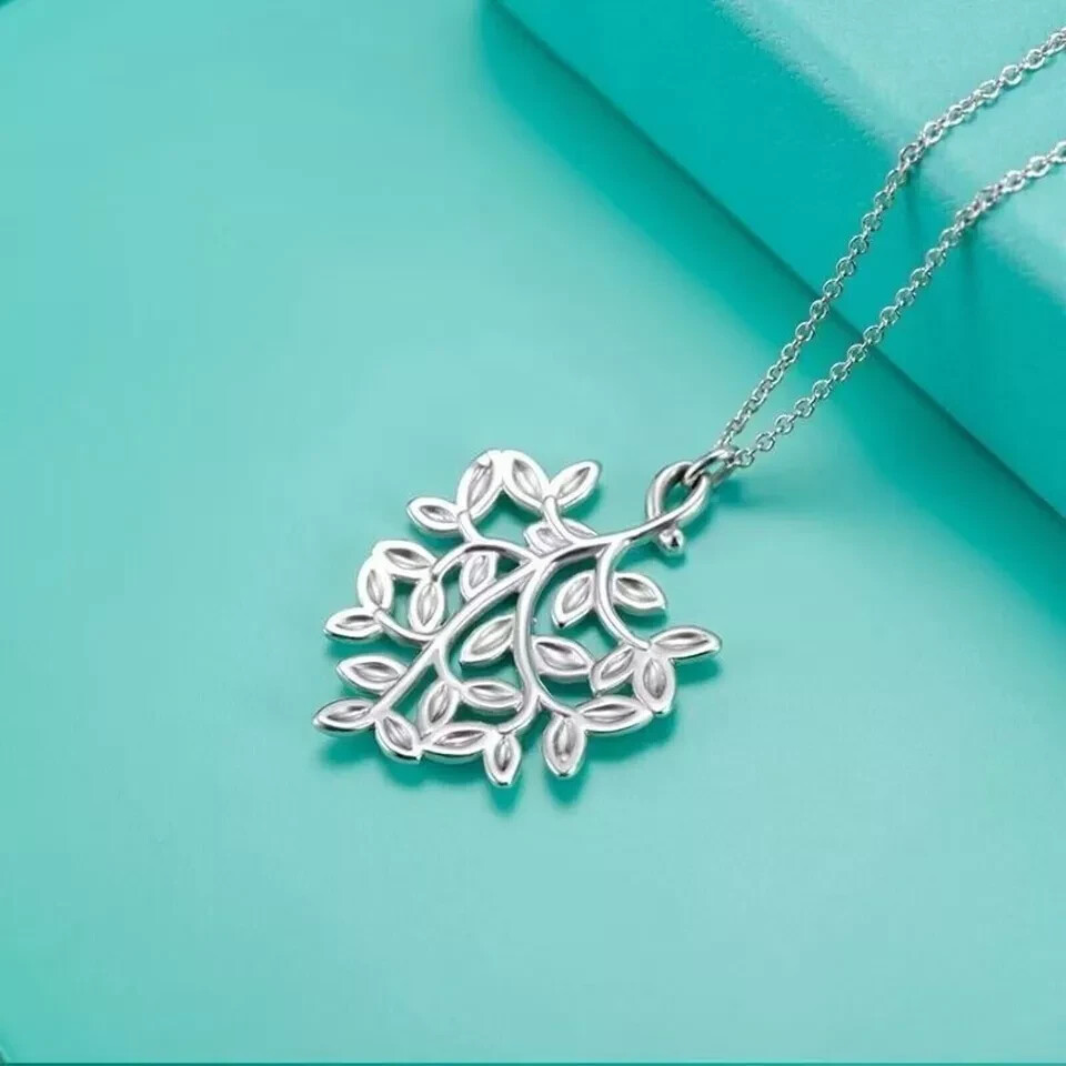 999 German Silver Leaf Shape Women’s Fancy Pendant 18″ Free Chain