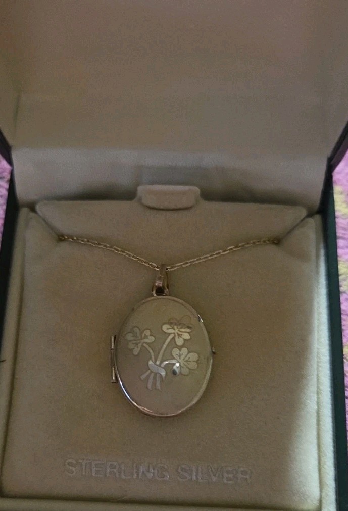 Sterling Silver Oval Etched Shamrock Locket With 18 Inch Chain